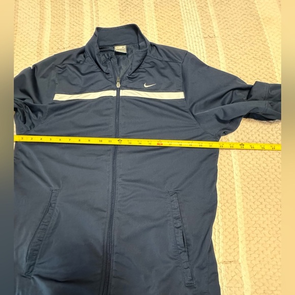 Nike Men's Navy Blue Jacket Size M Vintage - Picture 6 of 7
